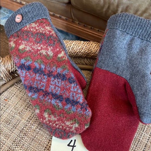 Felted Wool Mittens - new handmade - Picture 4 of 9